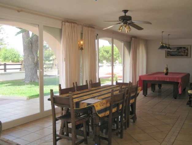 Villa zum verkauf in Albir