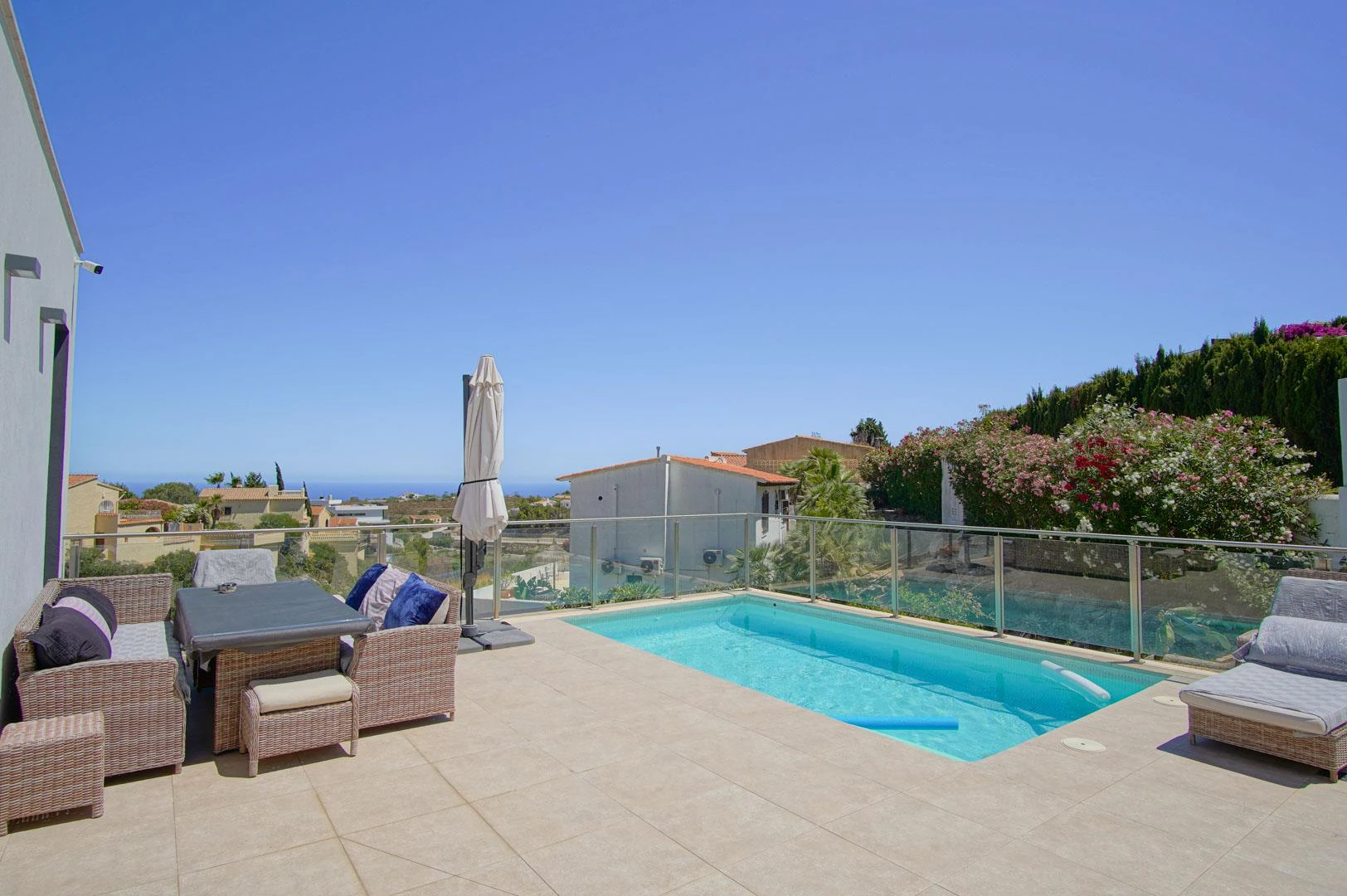 Cumbre del Sol Modern villa with sea views
