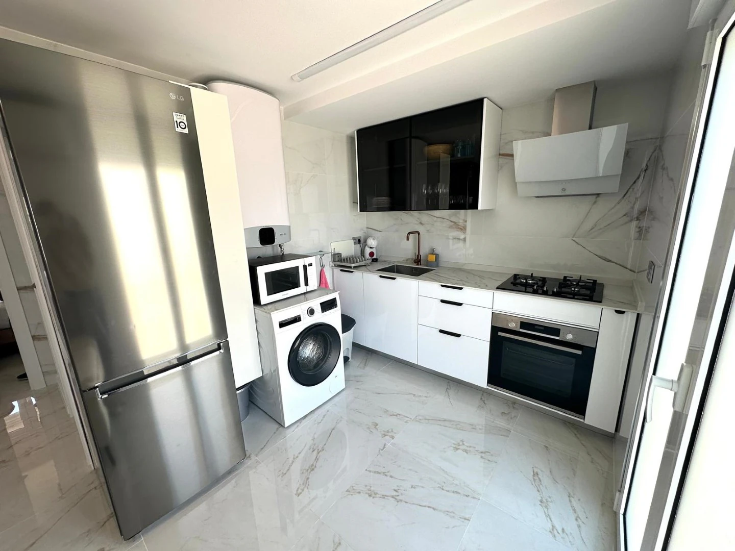 Piso renovado de 2 dormitorios en el centro de Denia