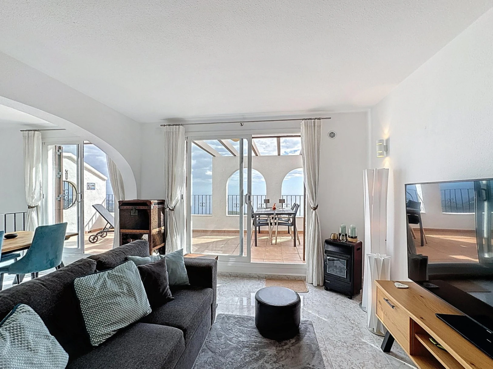 Cumbre del Sol duplex apartment with sea views