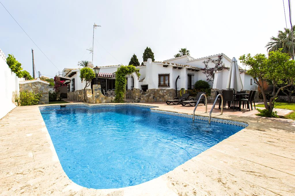 Vrijstaande villa op 50 m van het strand, Dénia