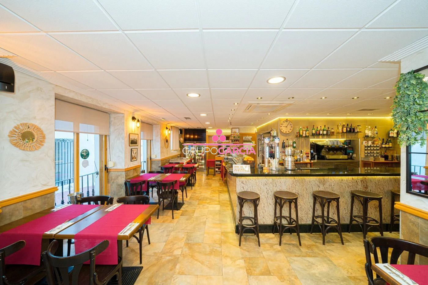 Commercial premises for sale in Alcalali