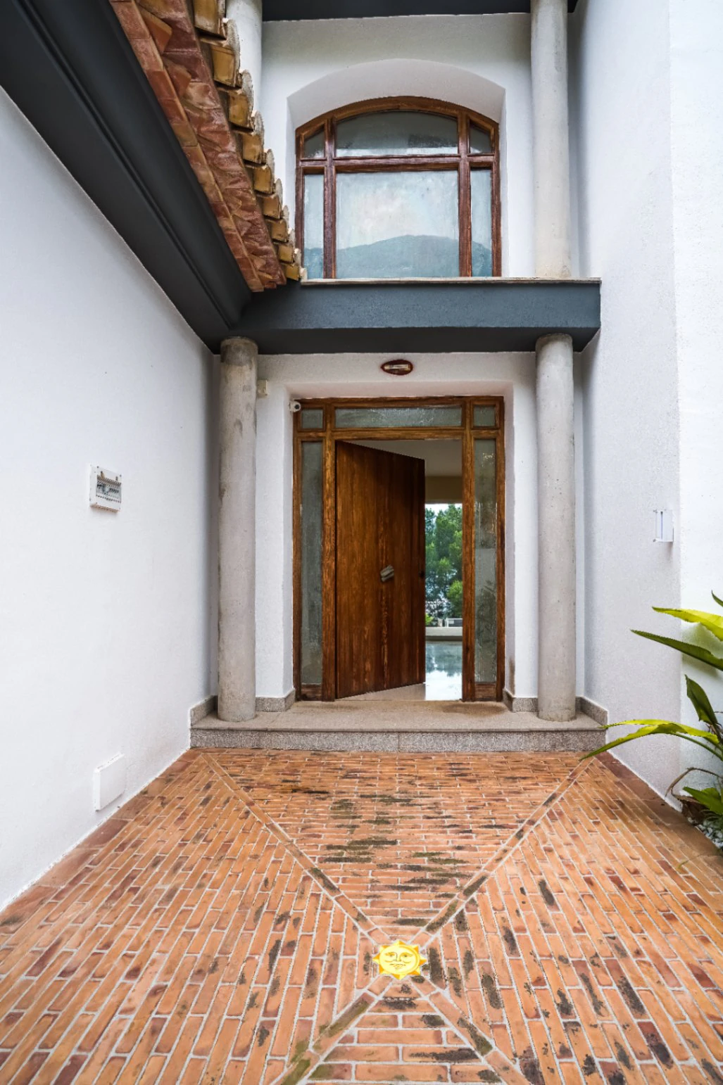 Villa avec vue sur la mer et en plein parc naturel du Montgó, à Dénia