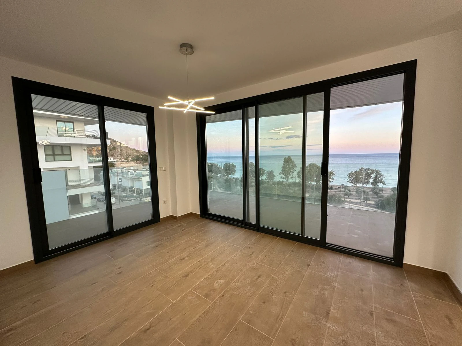 Seafront Apartment for Sale in Villajoyosa