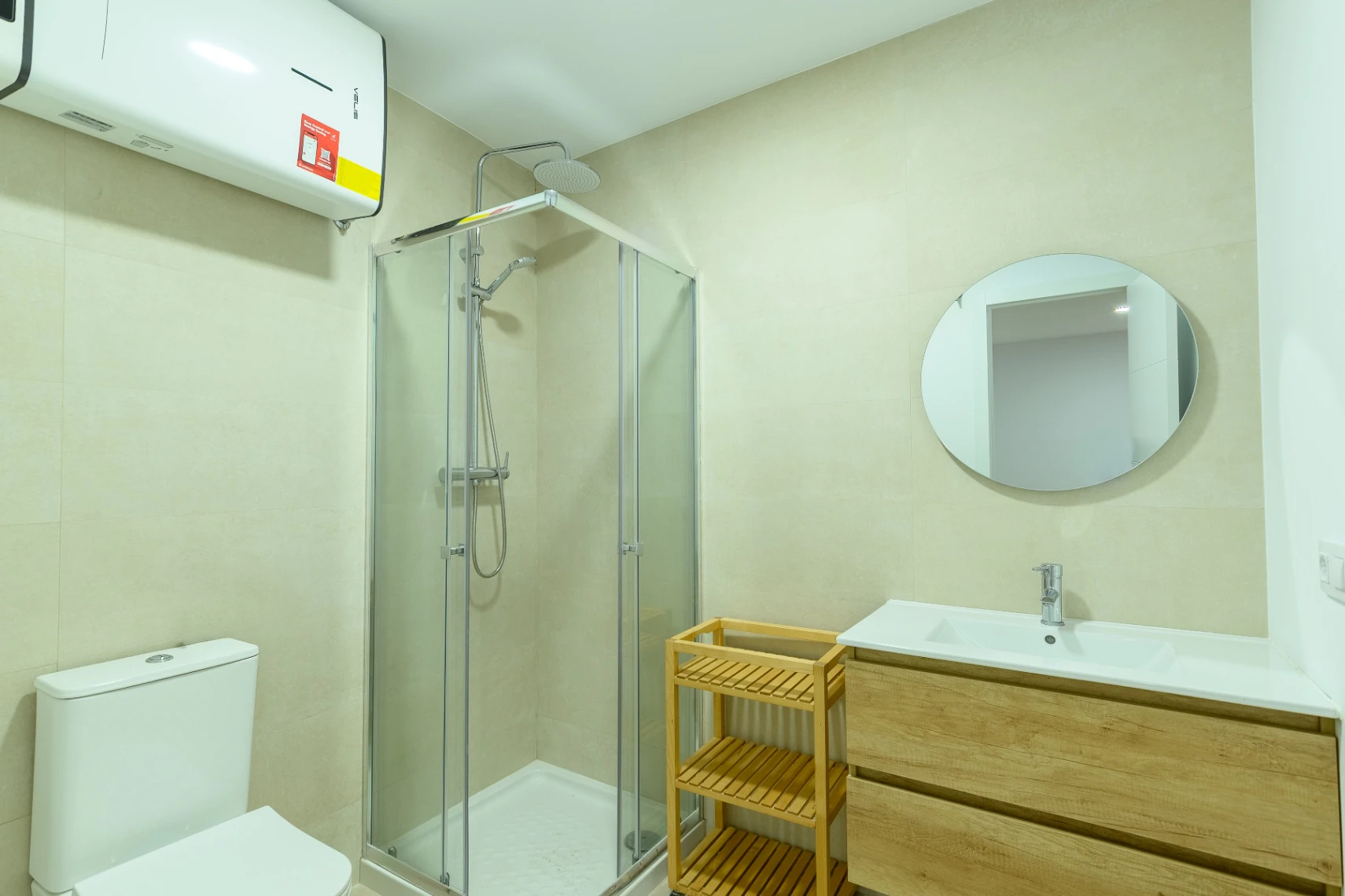 Appartement de trois chambres et studio à vendre à Jalon