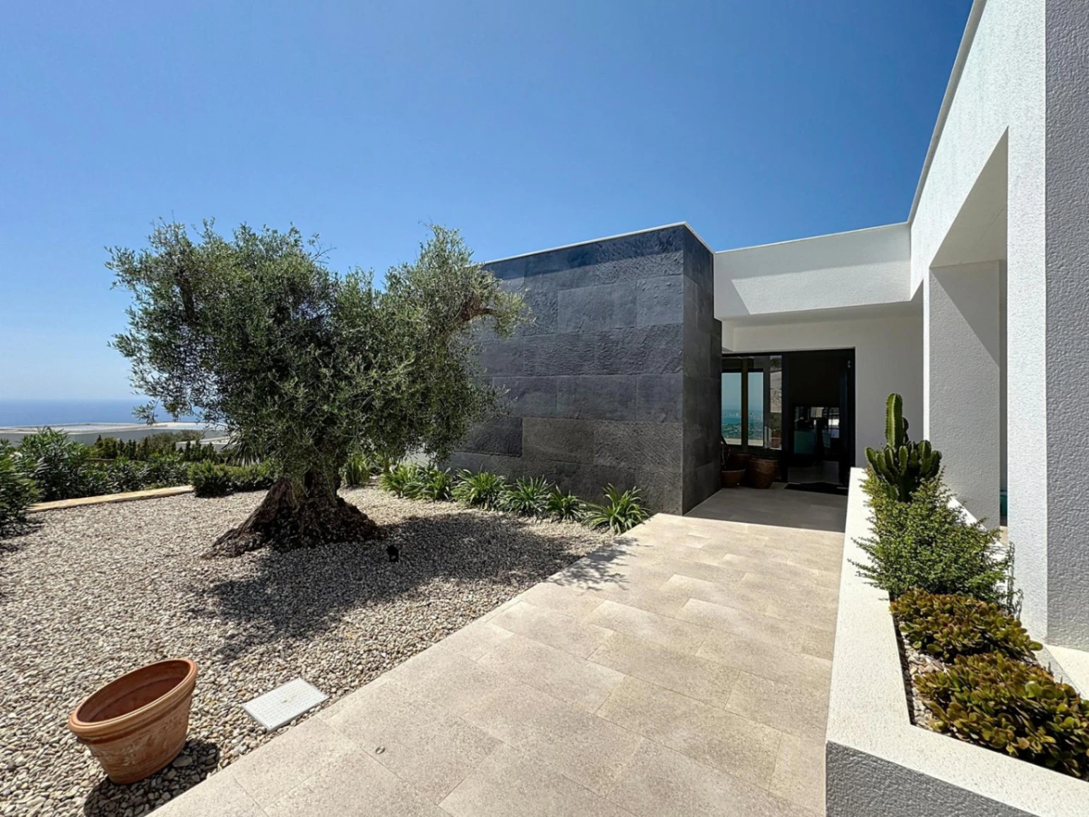 Cumbre del Sol Luxury villa with panoramic views in Jazmines residential area