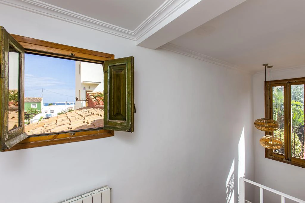 Villa with direct access to one of the best beaches in Dénia