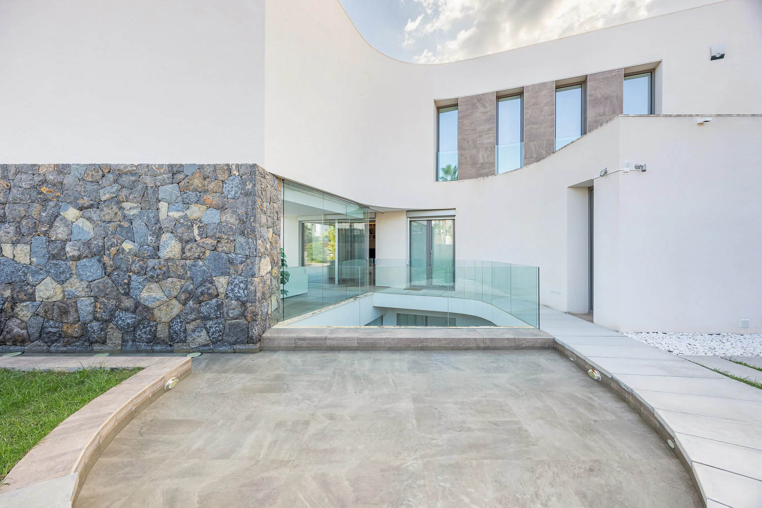 Villa for sale in Finestrat