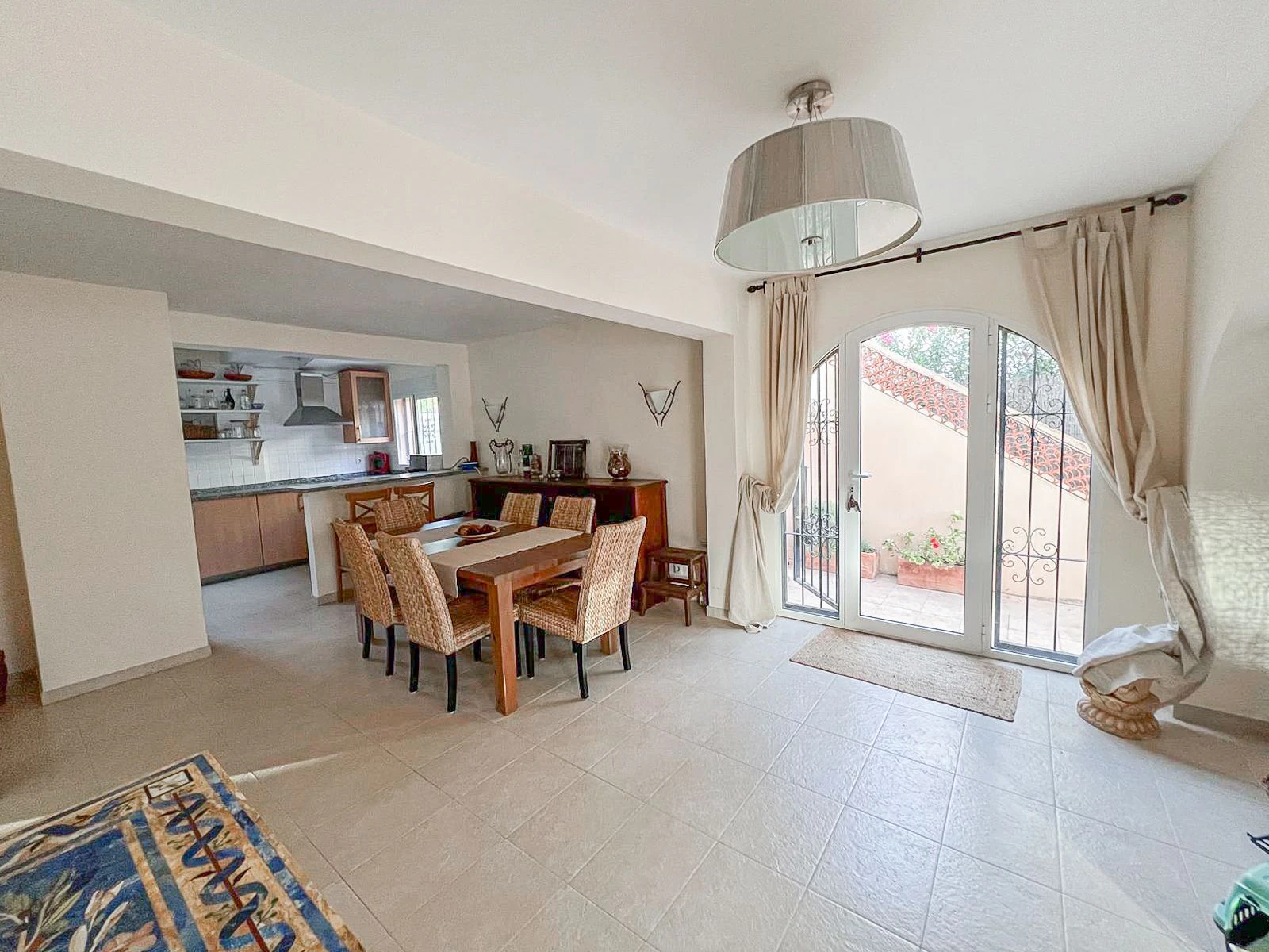 Detached Villa for Sale in Buenavista – Private Pool-Guest Apartment-Near the Beach