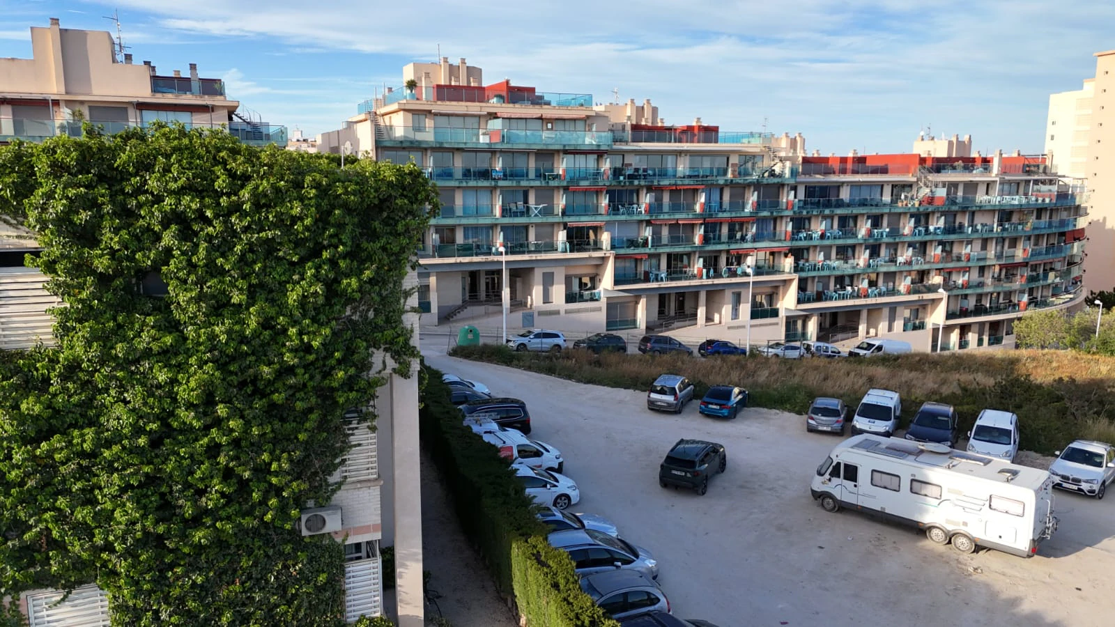 Urban Land for Sale in Calpe – 2,299 m² Plot with Residential & Commercial Use