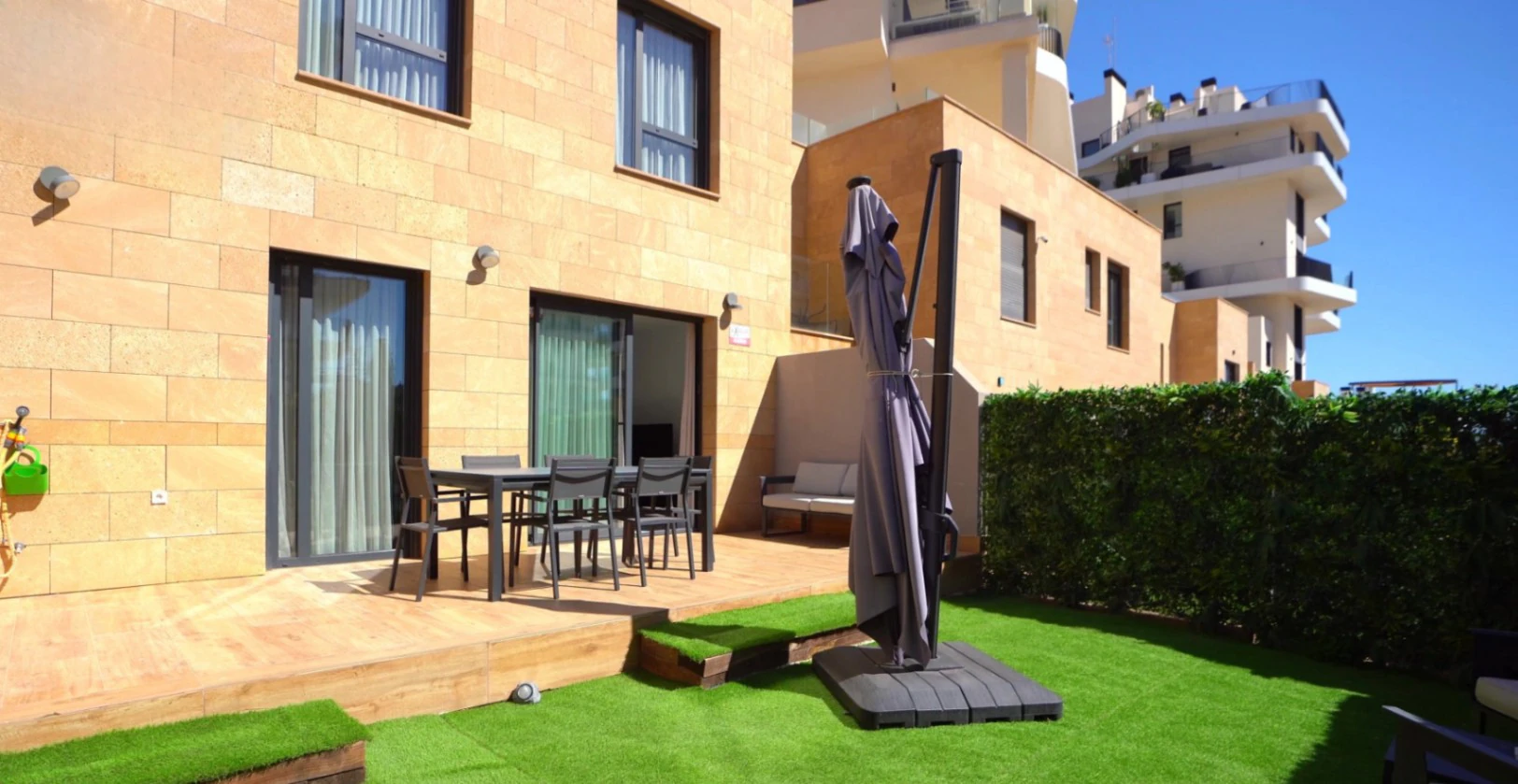 Neues Stadthaus zu verkaufen in Villajoyosa