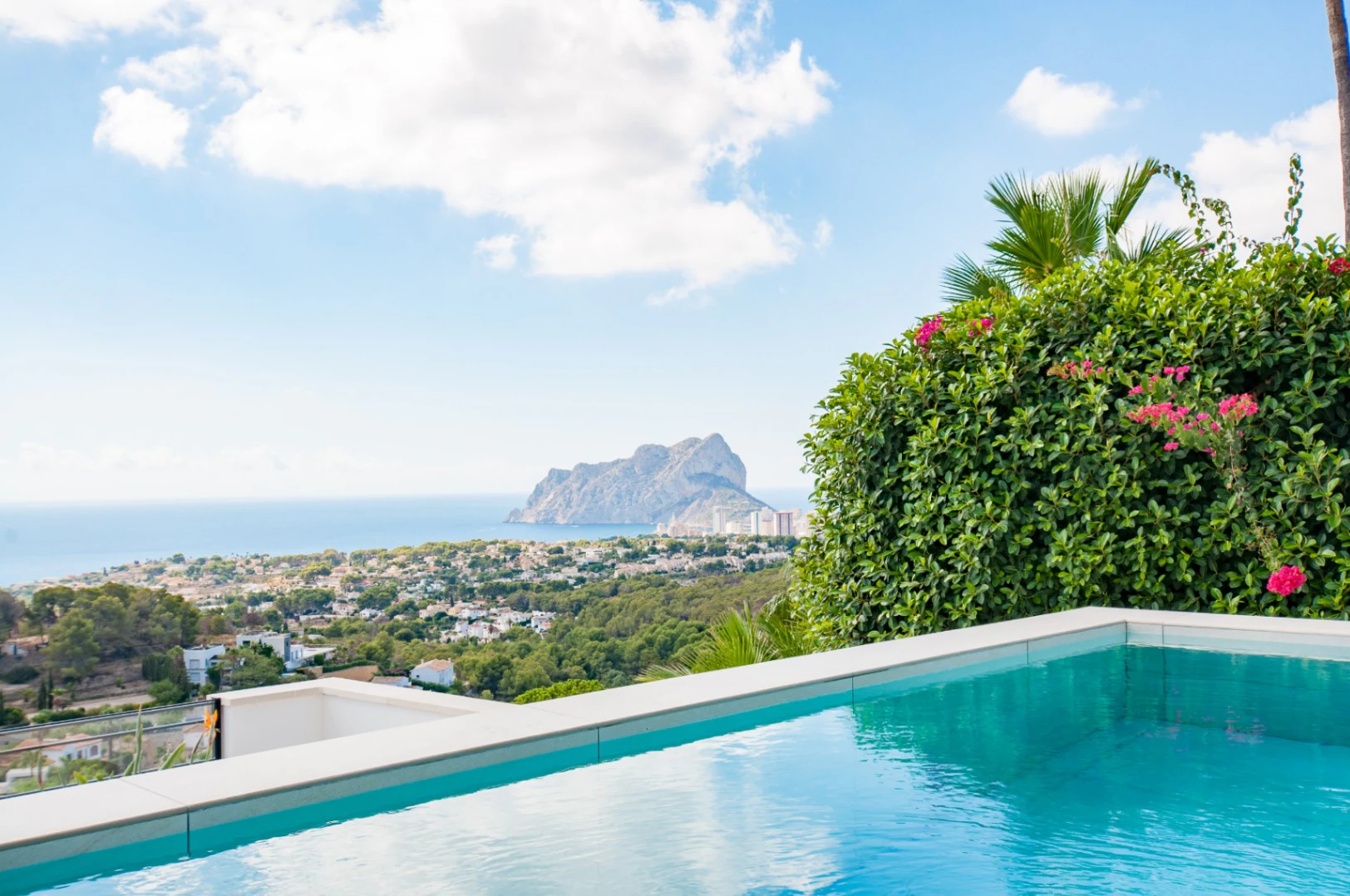 Luxury, Villa, Comfort and Spectacular Views in Benissa.