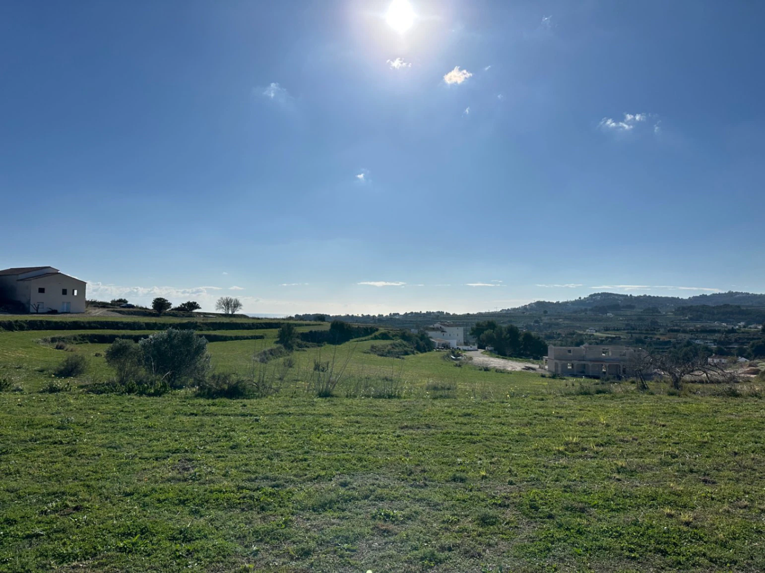 Parcela de terreno en Teulada con vistas al mar y gran potencial edificable