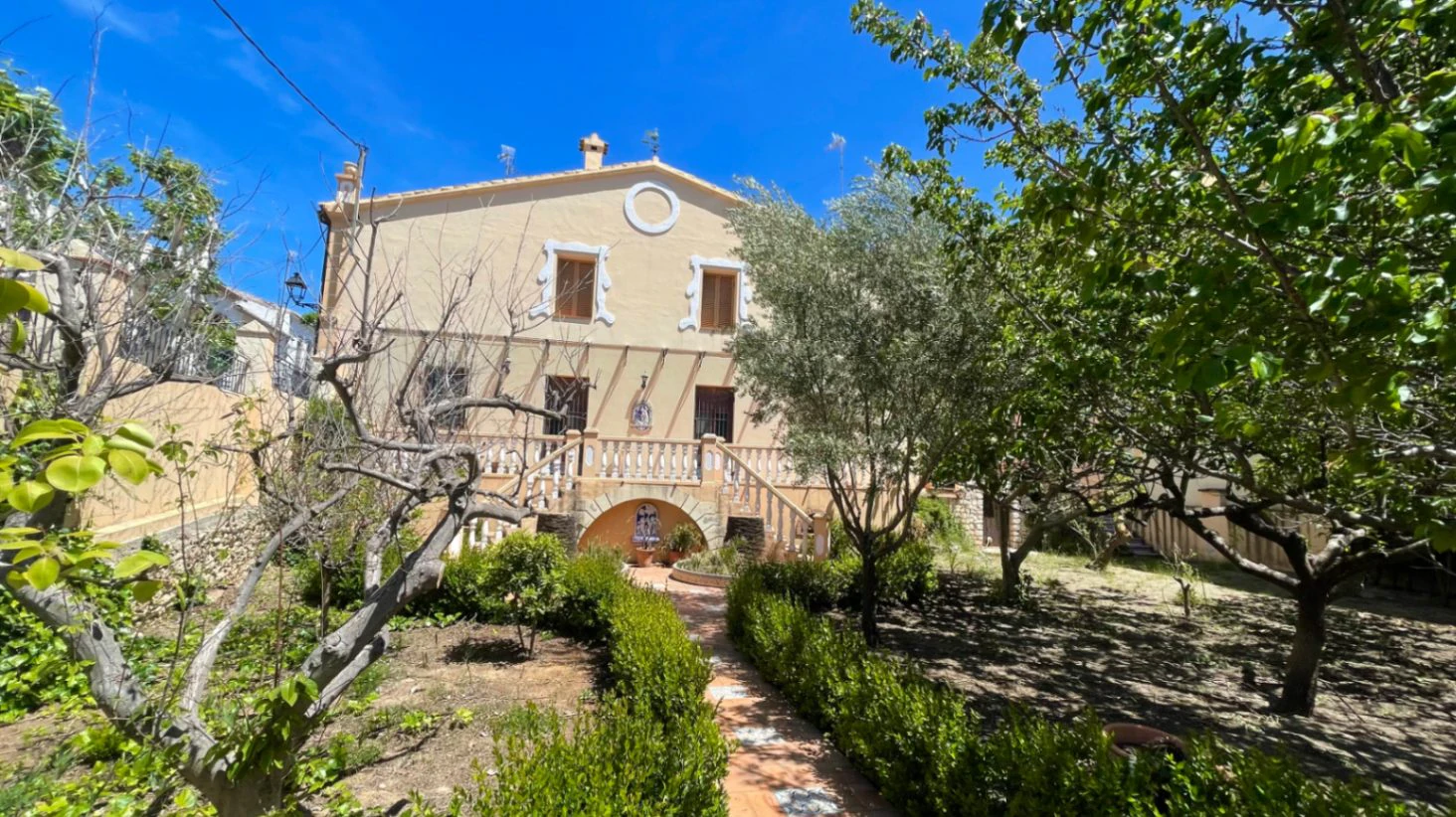 Townhouse for sale in Parcent: Magnificent