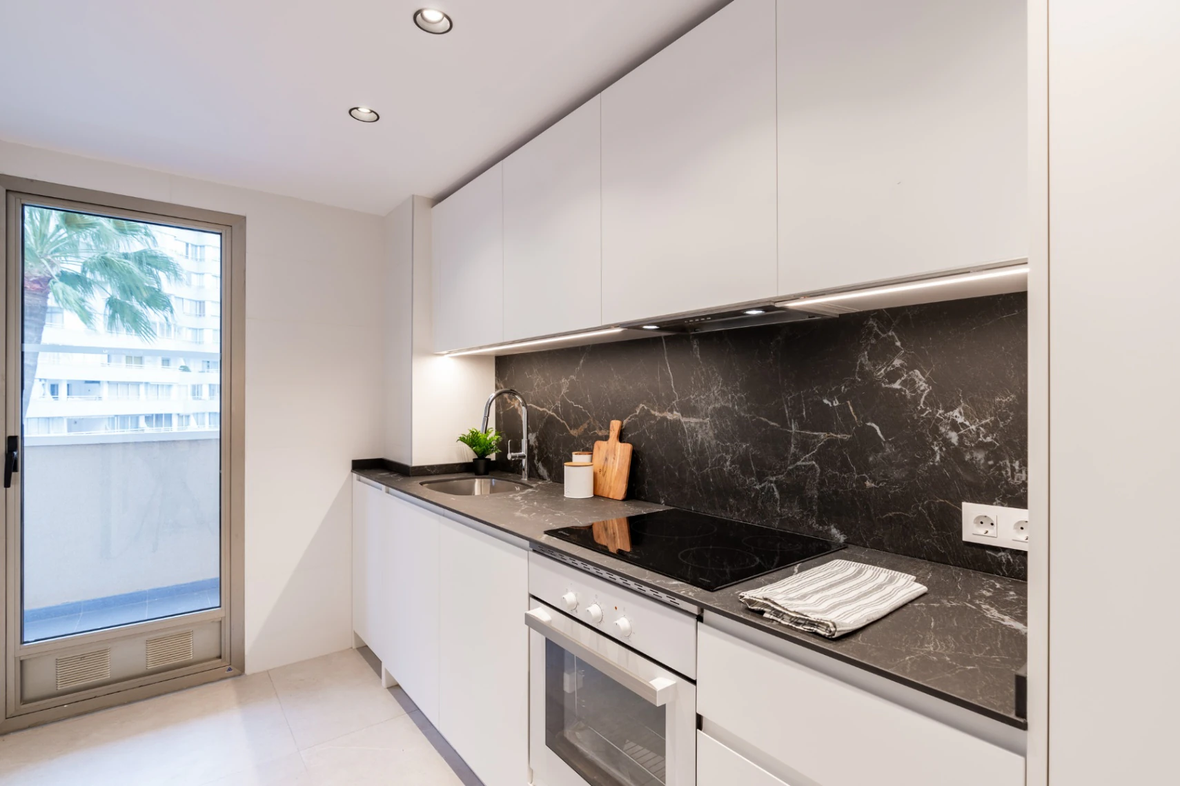Duplex penthouse with sea views for sale in Calpe