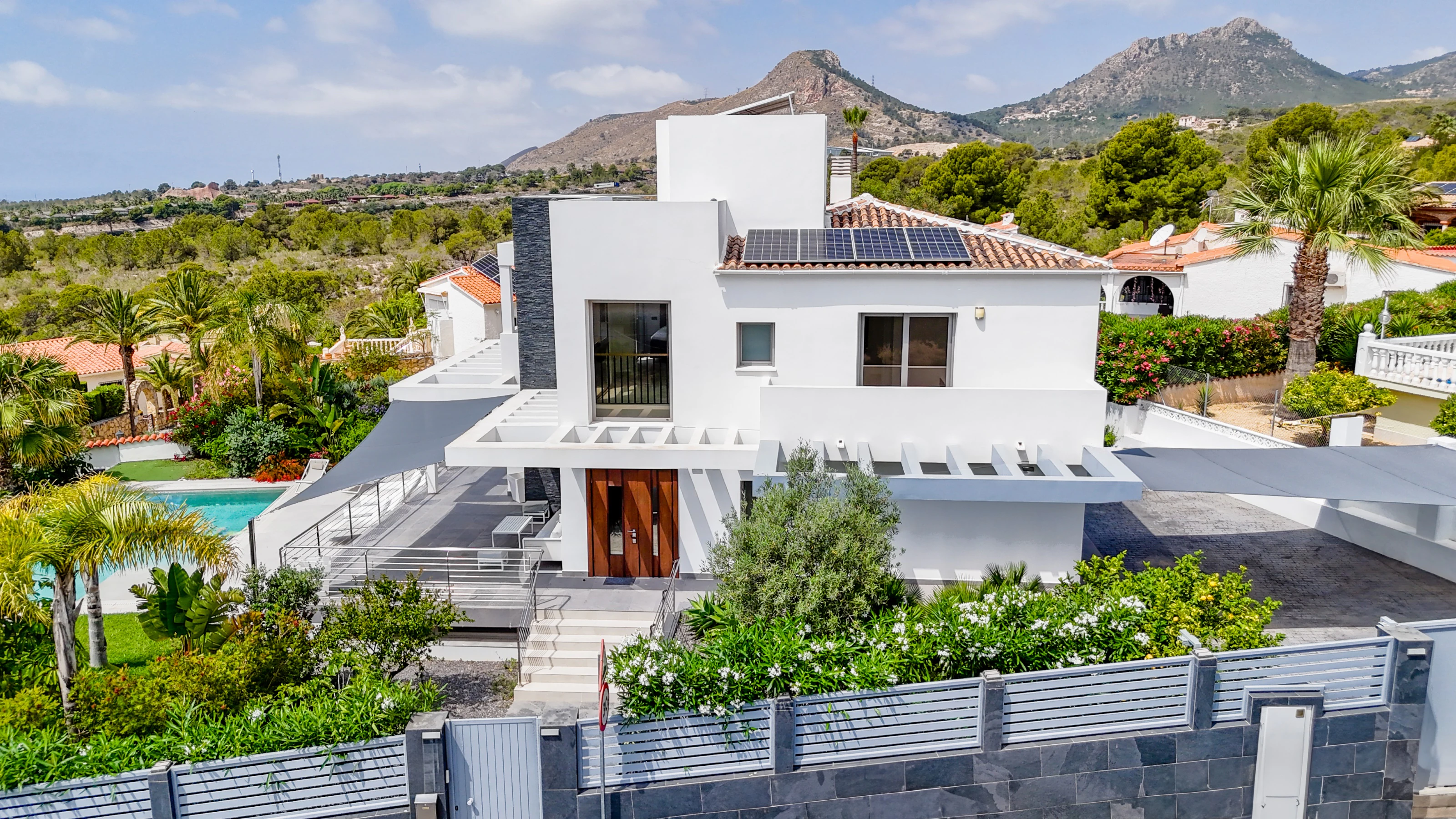 Villa for sale in La Nucia