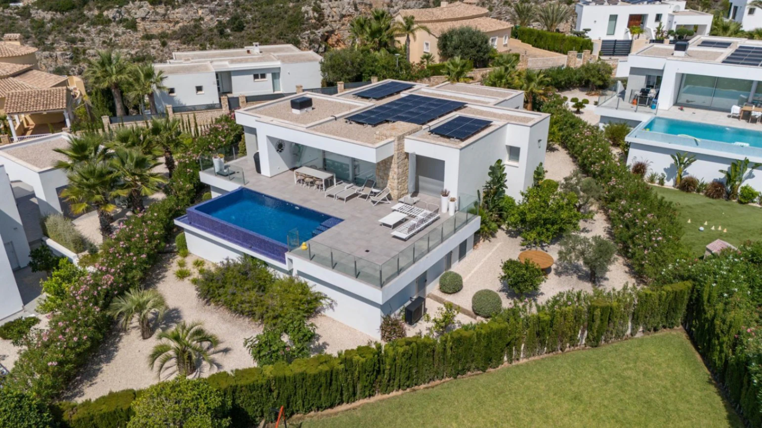 Cumbre del Sol Moderne villa met uitzicht op zee