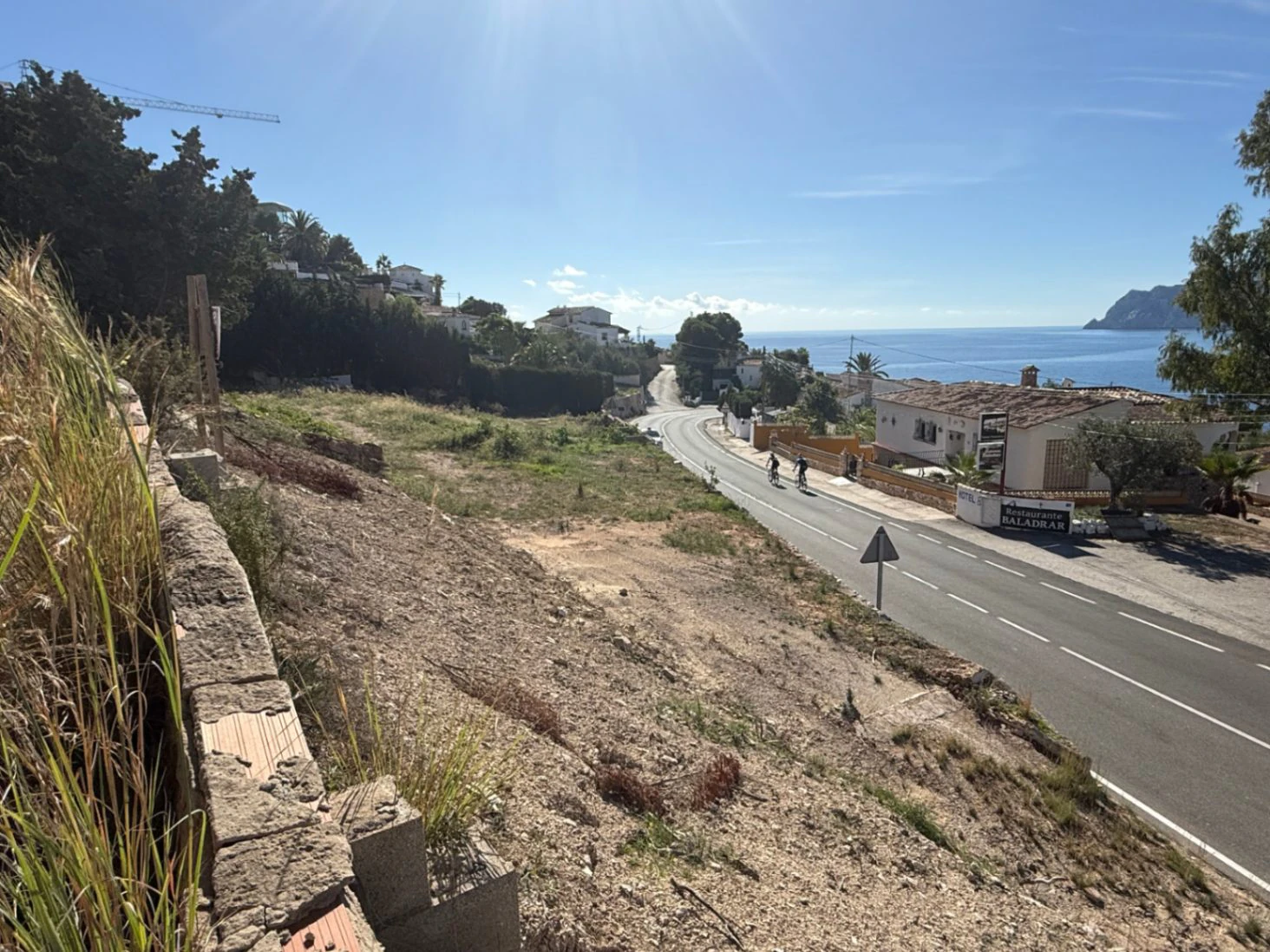 Spacious plot with sea views for sale in Benissa