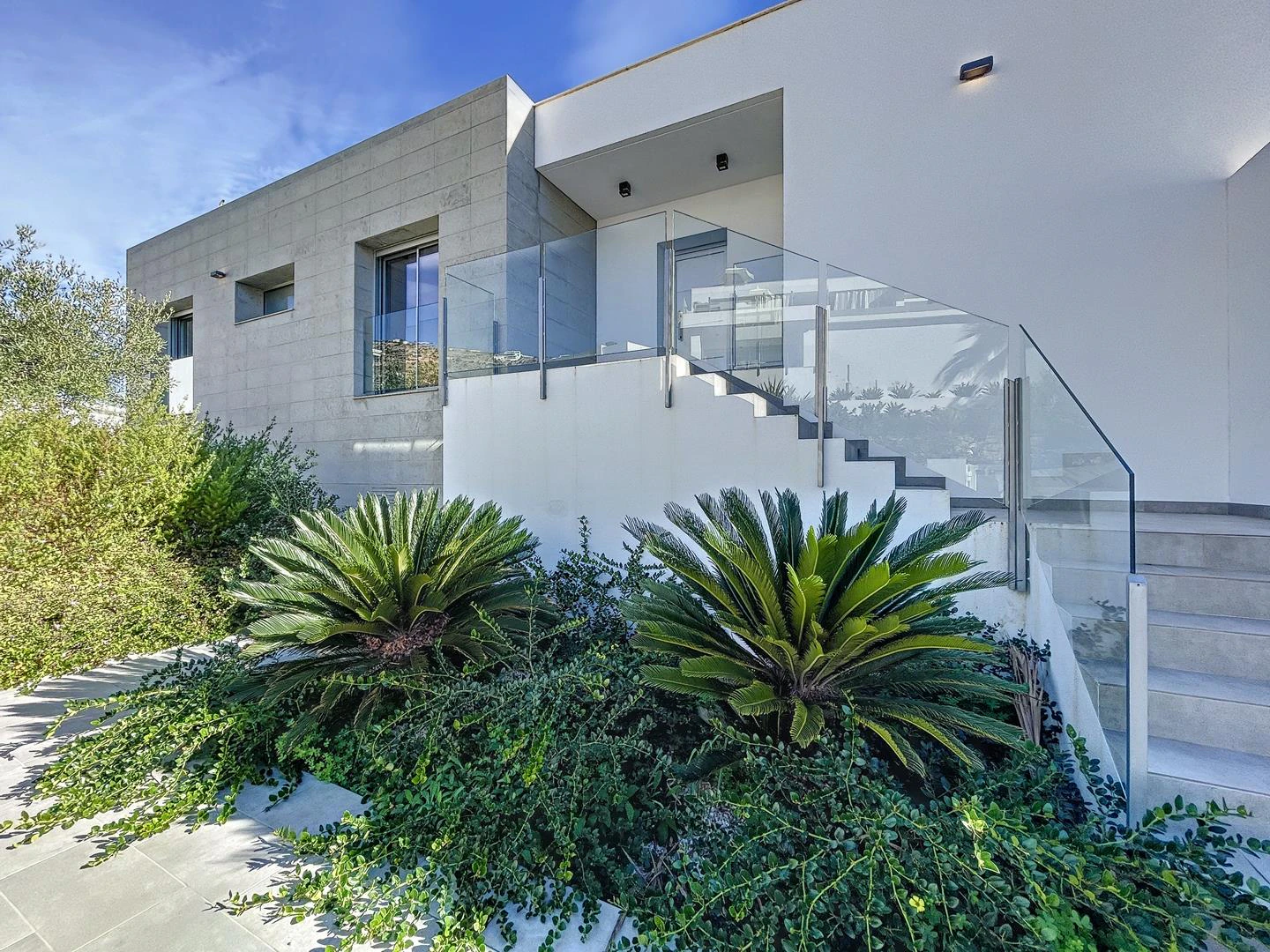 Modern villa with sea views and private pool