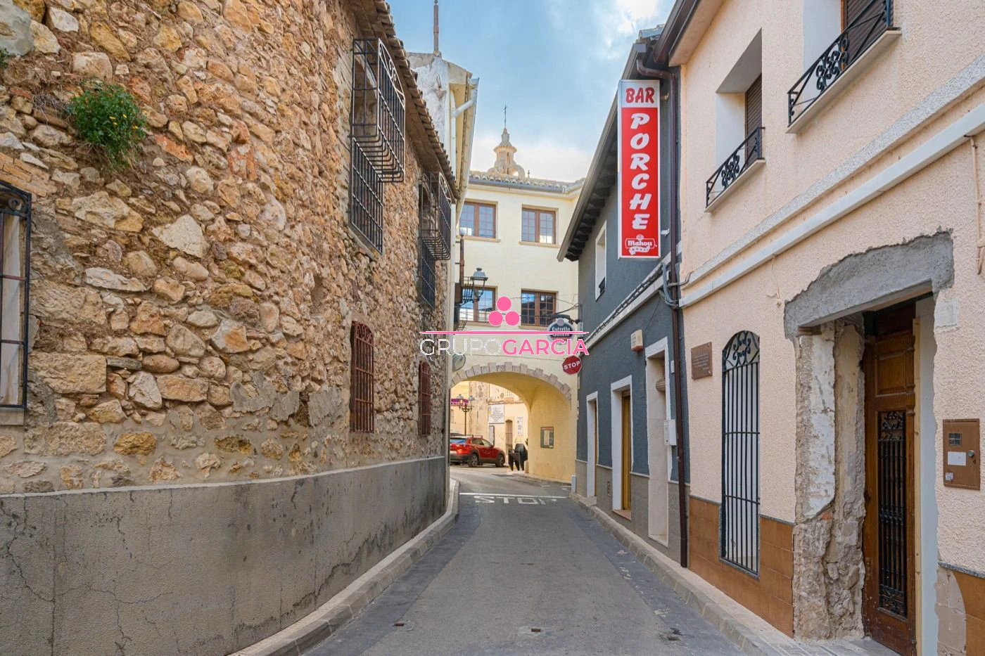 Commercial premises for sale in Alcalali