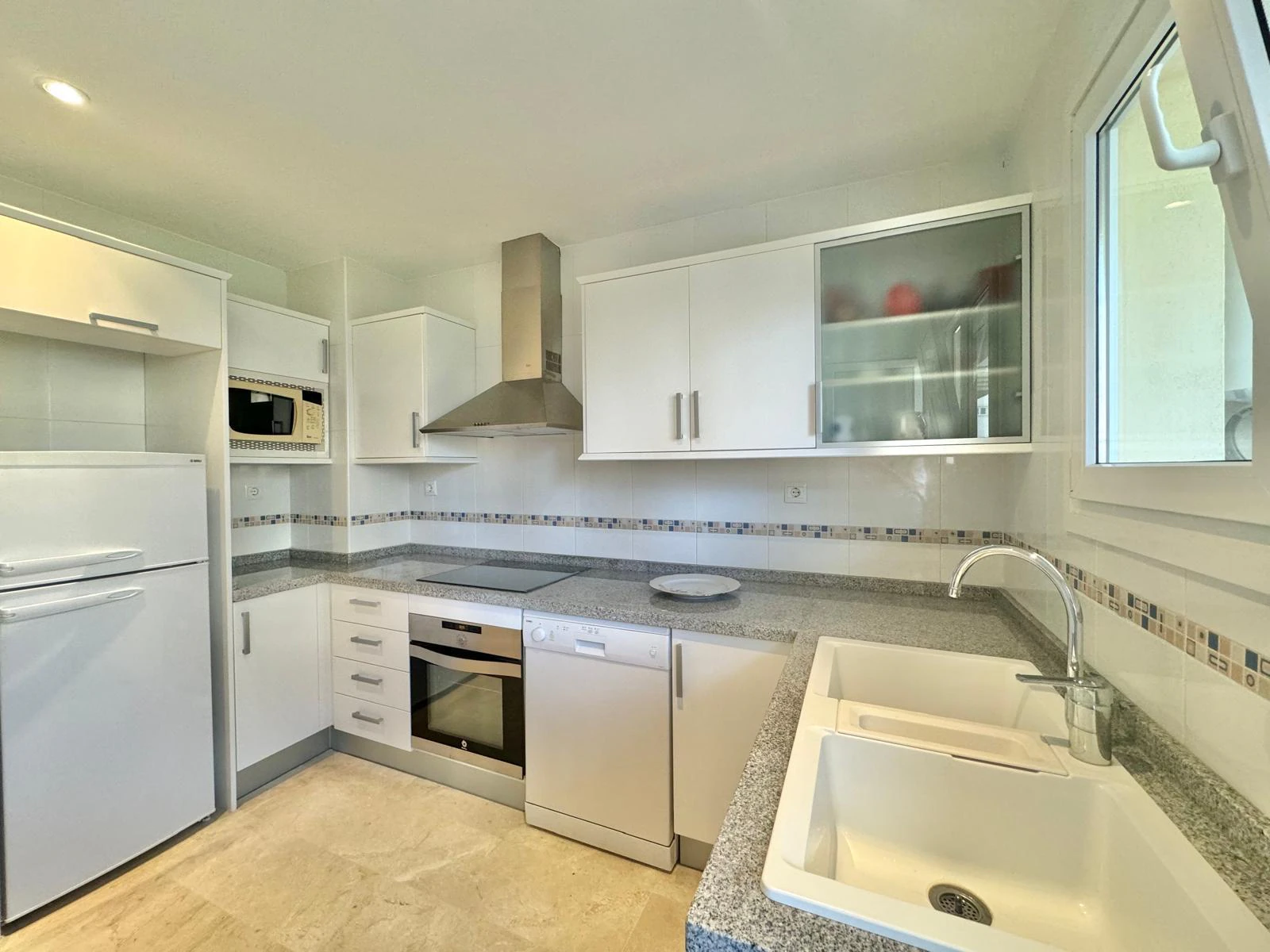 Apartamento con vistas al mar en venta en Mascarat