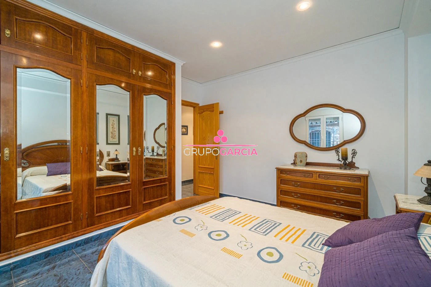 Commercial premises for sale in Alcalali