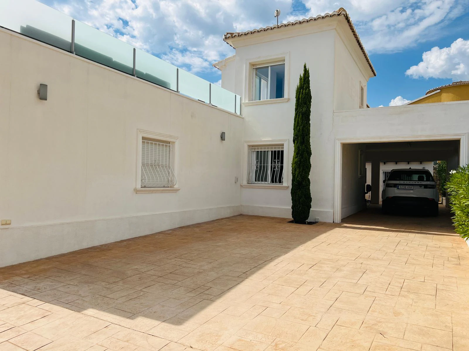 Prachtige luxe villa met uitzicht op zee