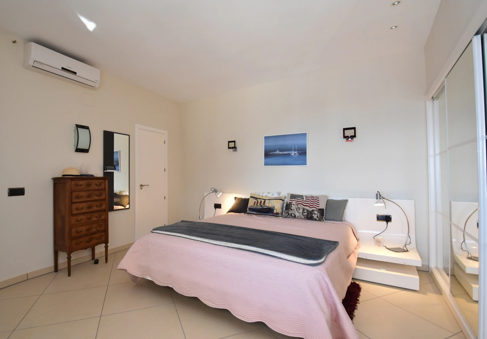 Luxurious Villa for Sale in Moraira El Portet Area