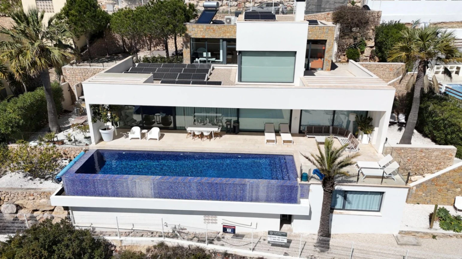 Cumbre del Sol modern villa with panoramic sea views