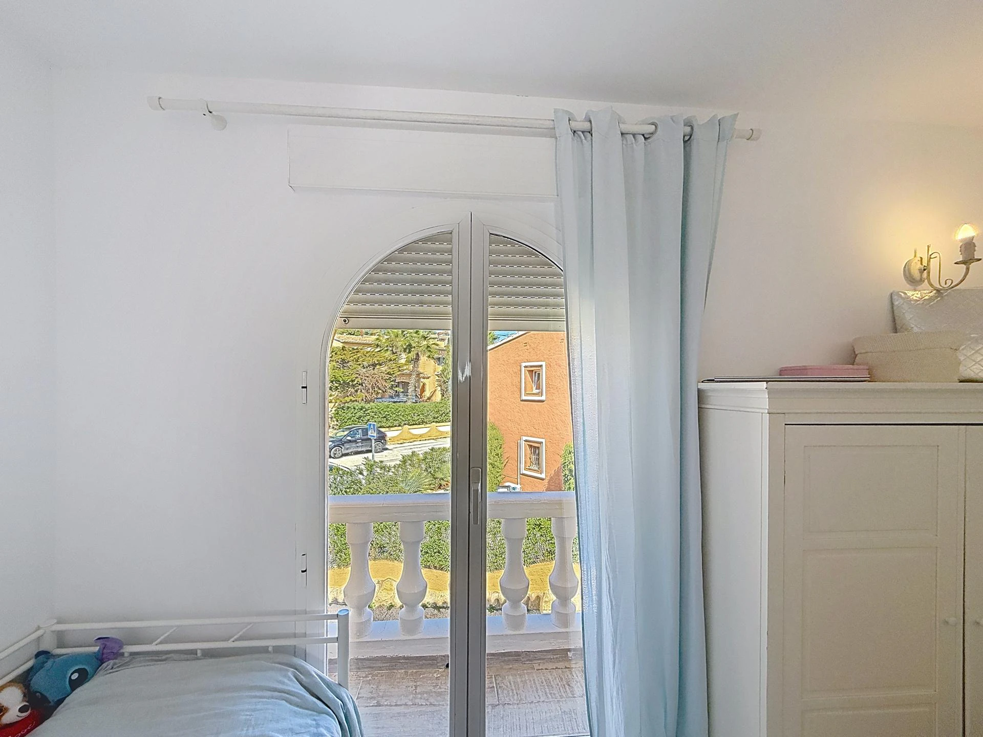 Cumbre del Sol gerenoveerd duplex appartement in Pueblo de la Paz