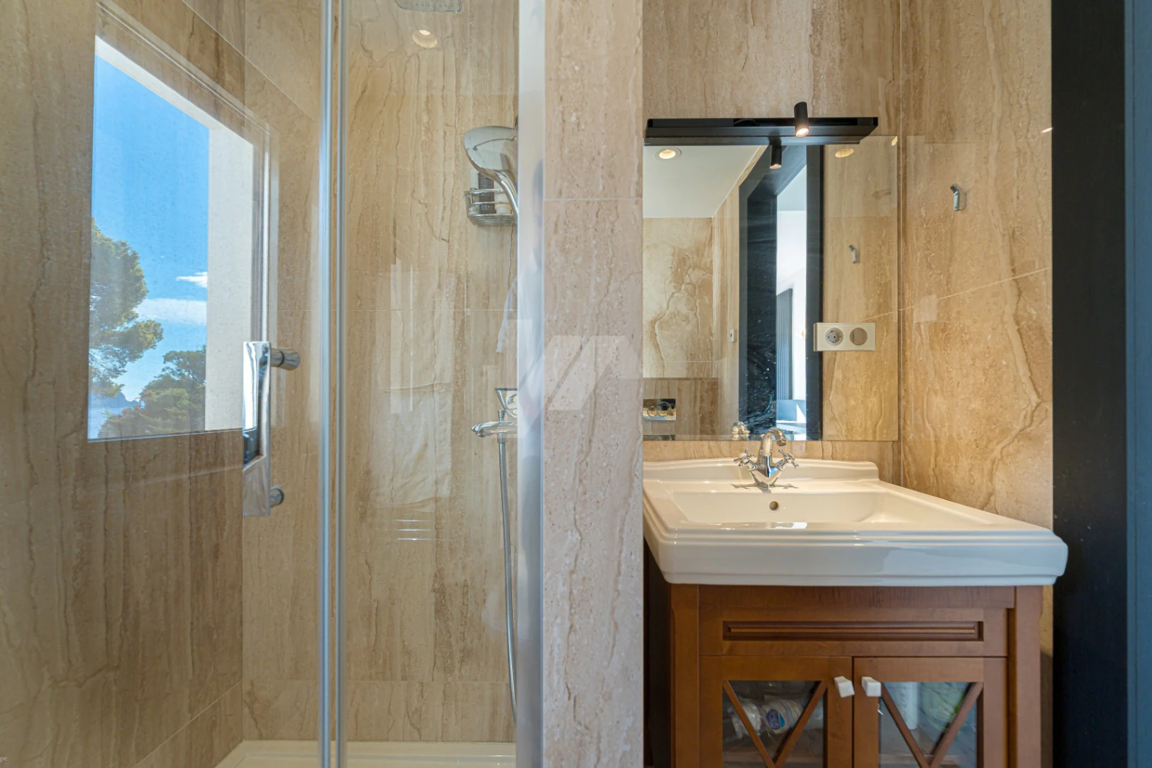 Luxury  second line villa for sale in Moraira, with sea views.