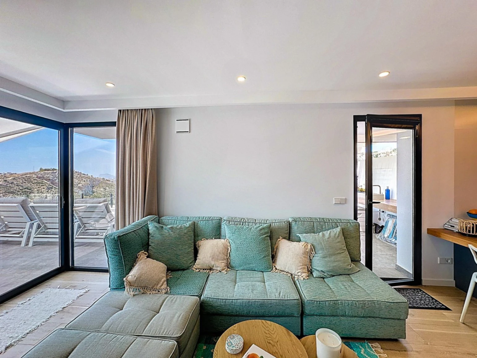 Impressive modern penthouse with panoramic views in Montecala Gardens, Cumbre del Sol.