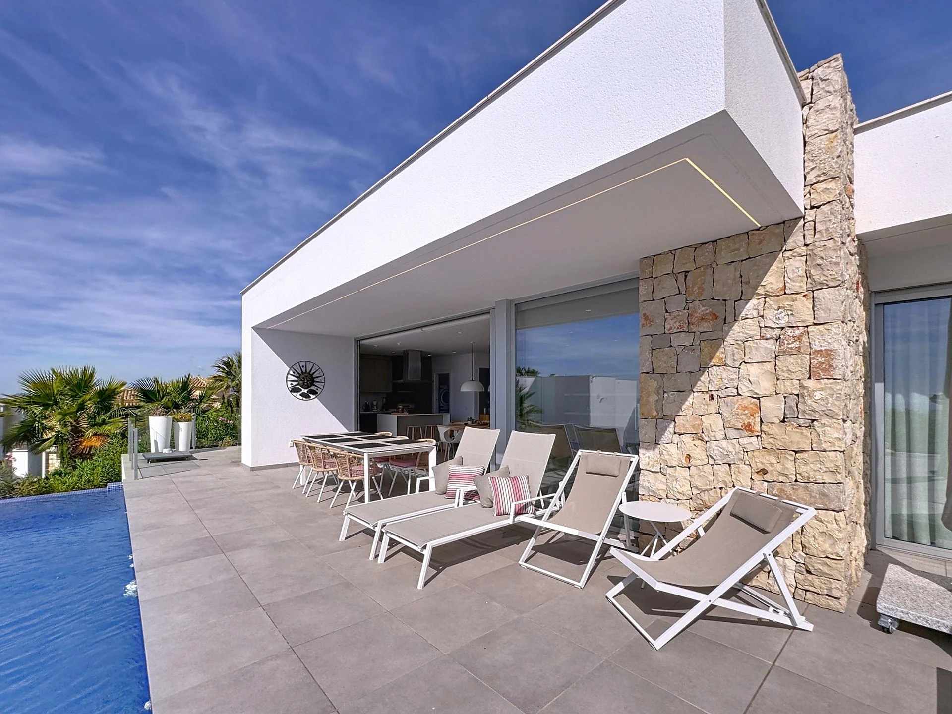 Cumbre del Sol Moderne villa met uitzicht op zee