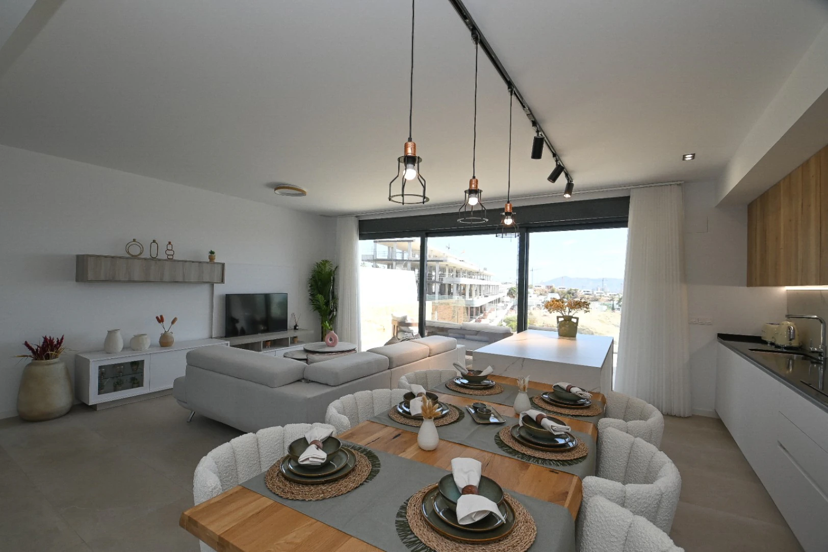 Immaculate Properties for sale in Finestrat-Benidorm