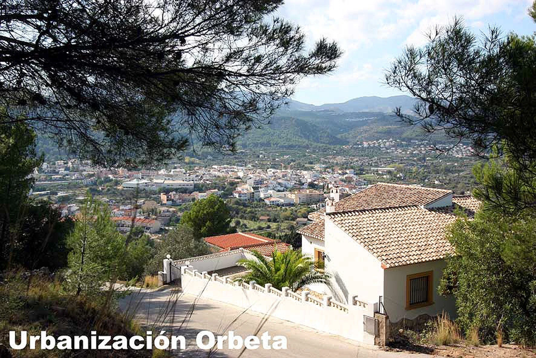 Neu gebaute Villa Orba (Alicante)