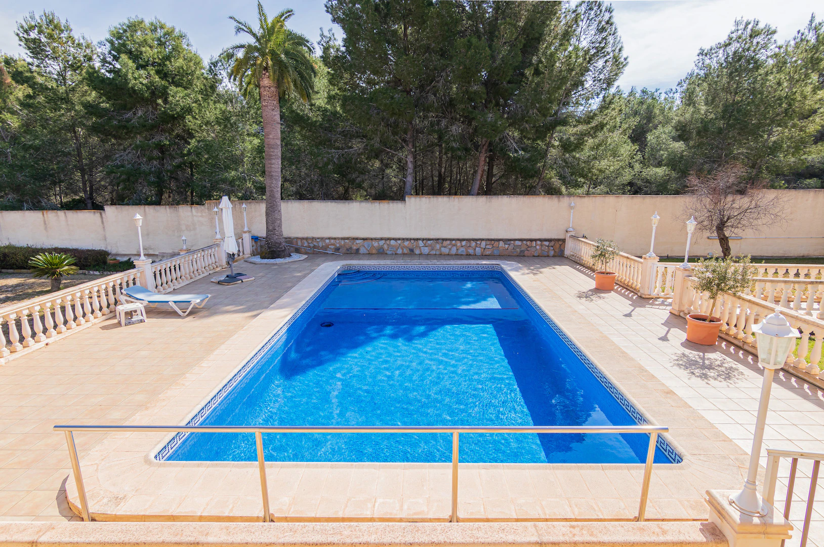 Villa zum verkauf in Albir
