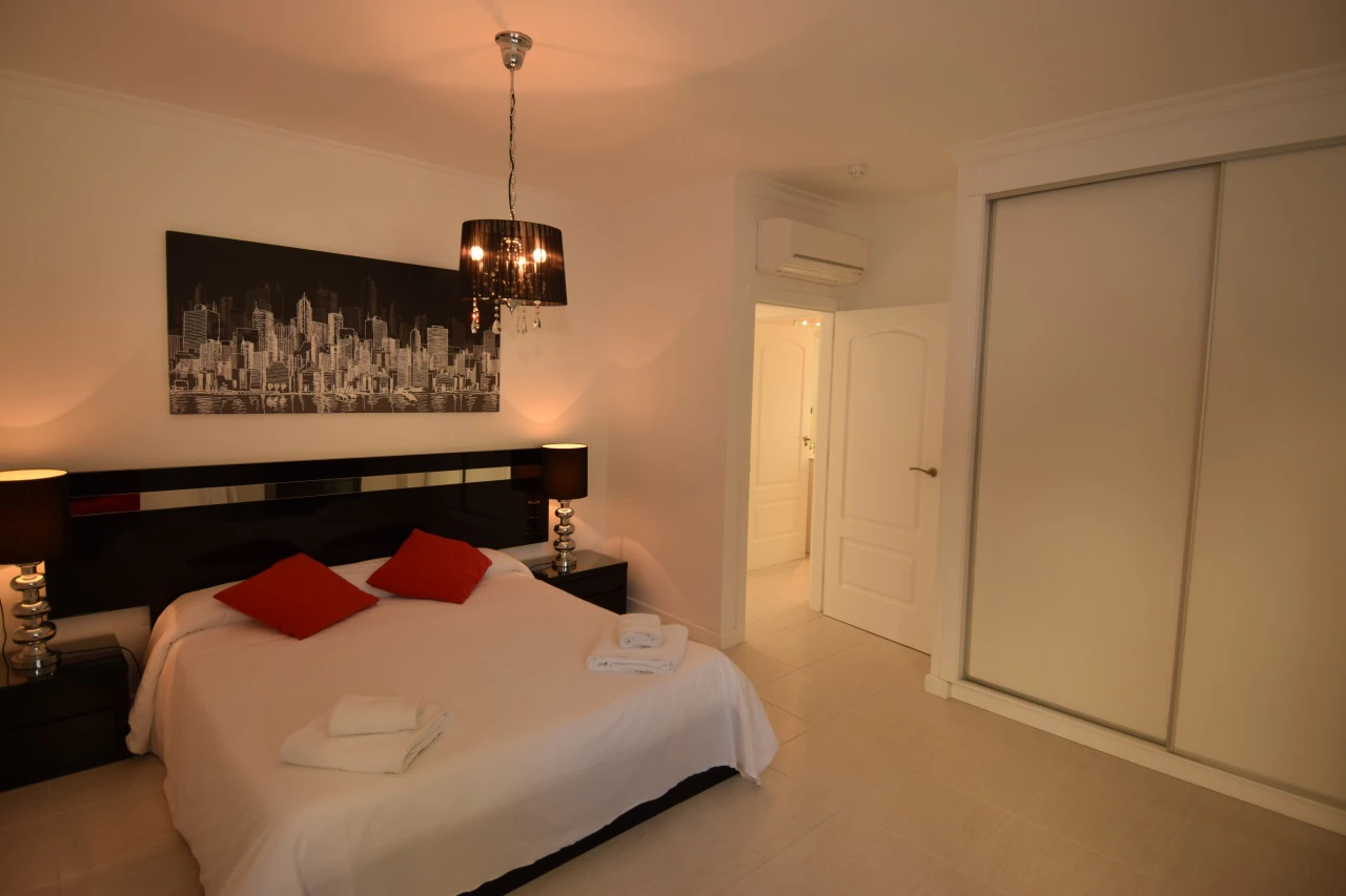 1 bedroom 1 bathroom Managed Complex Apartment For Sale in Benissa Costa