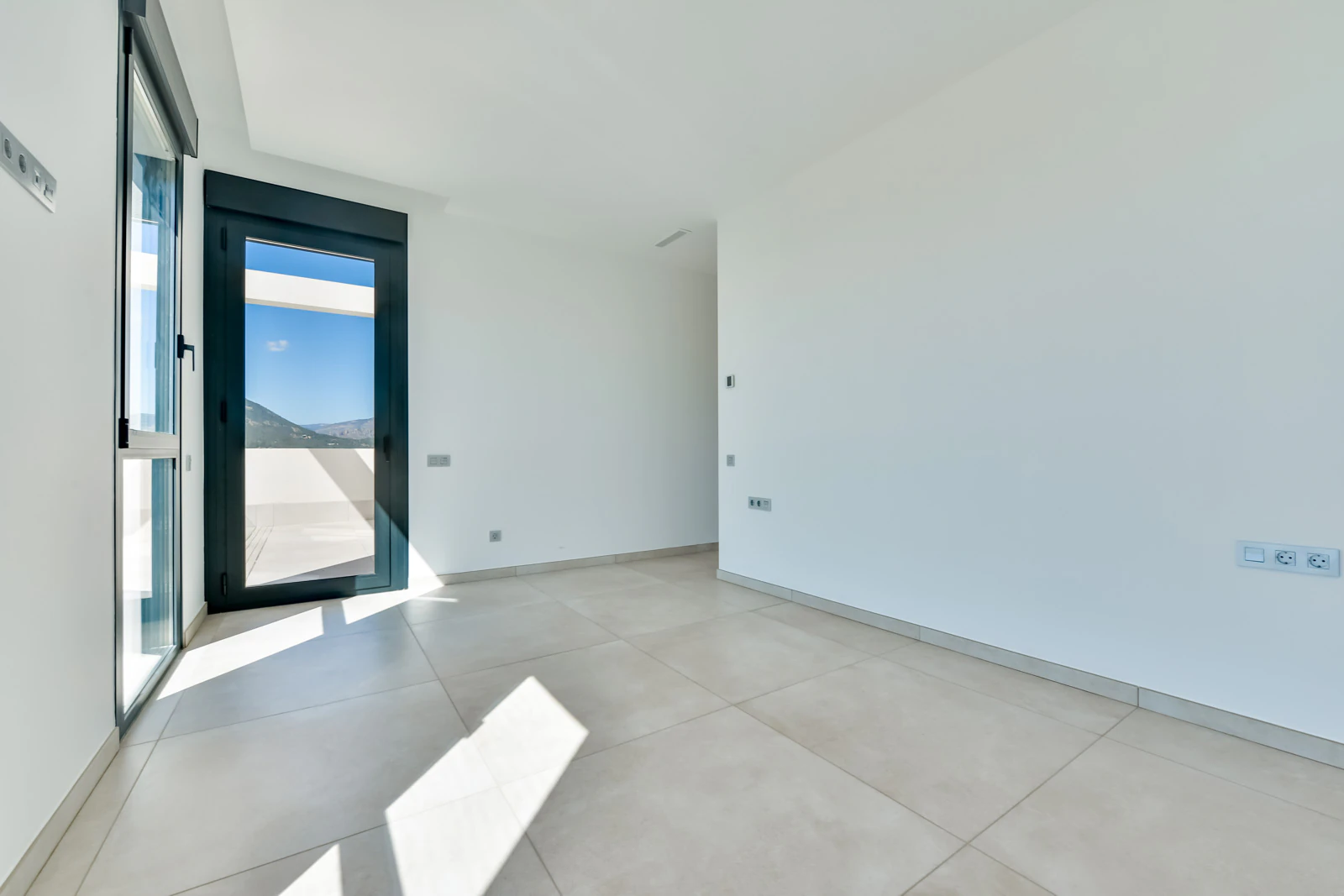 Schöne neue Villa in Finestrat