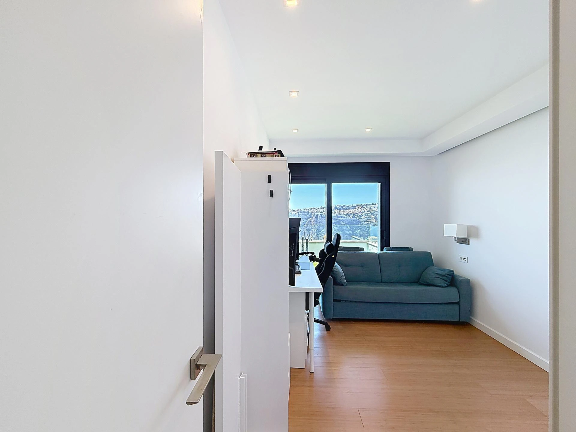 Cumbre del Sol moderne luxe appartement metSpectaculaire panoramisch uitzicht op de zee en de kliffen