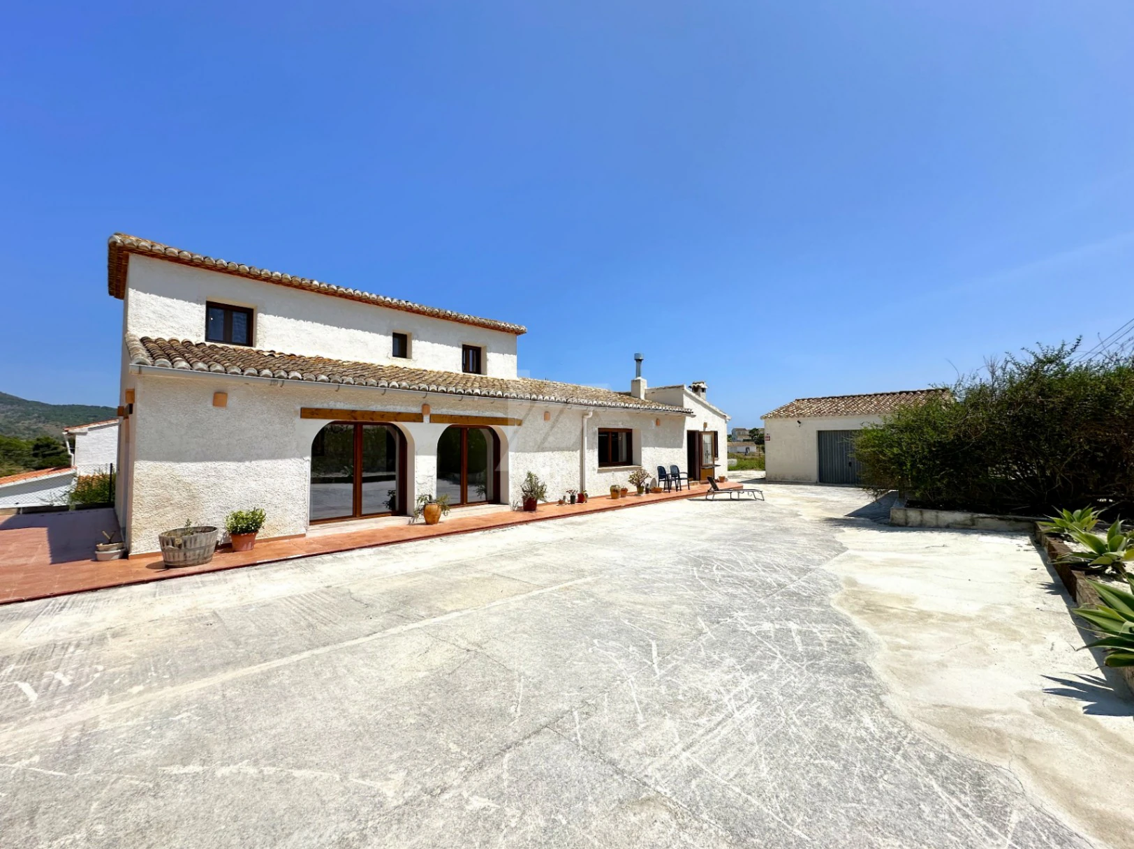 Mediterranean-style villa for sale in Teulada-Moraira, Costa Blanca.