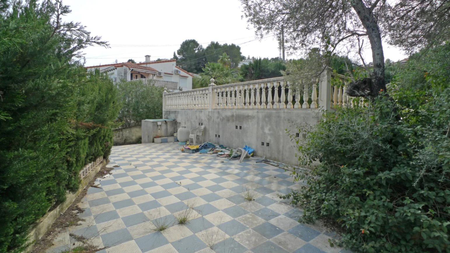 Parcela con piscina a la venta en Orba