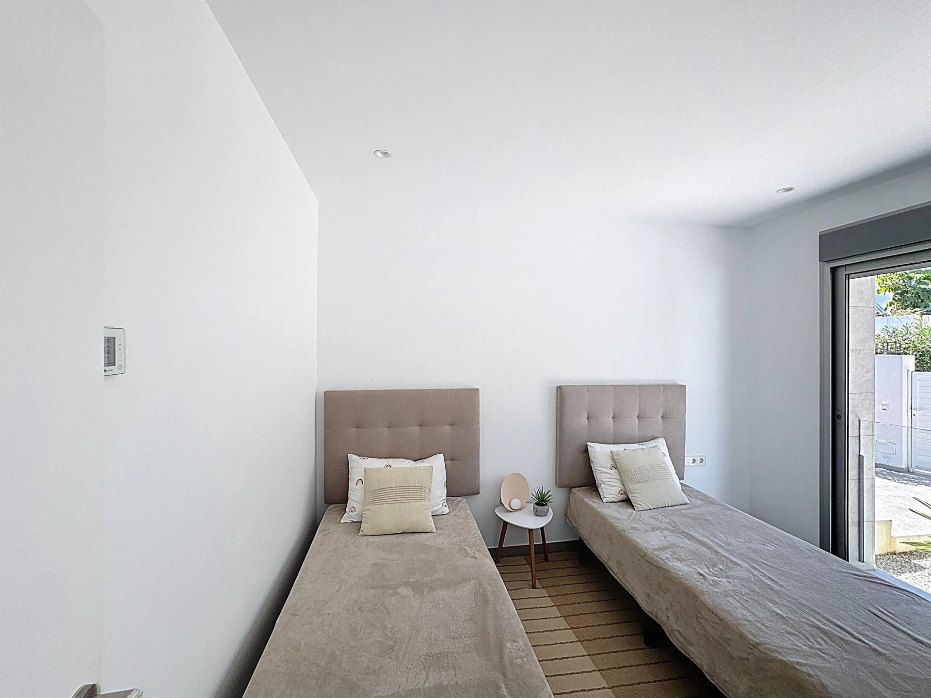 Cumbre del Sol modern villa with sea views and private pool