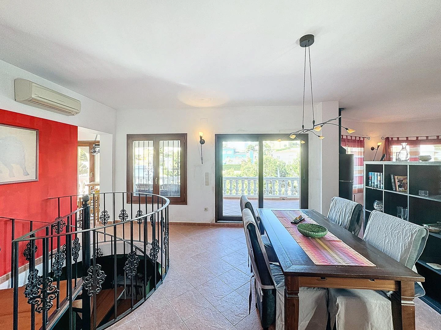 Villa Cumbre del Sol met uitzicht op zee en privézwembad