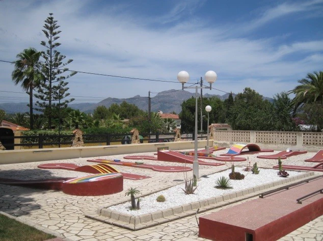 Villa zum verkauf in Albir