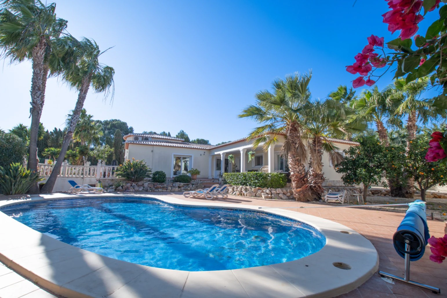 Single-Level Villa for Sale in Portichol Javea  Heated Pool Walk to the Beach