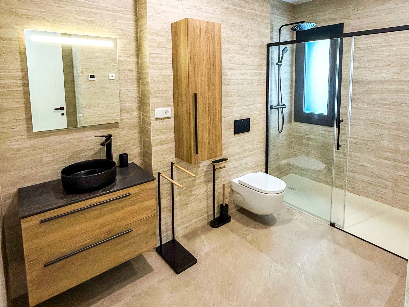 Neu gebaute Villa in Benissa mit Privatpool und Meerblick
