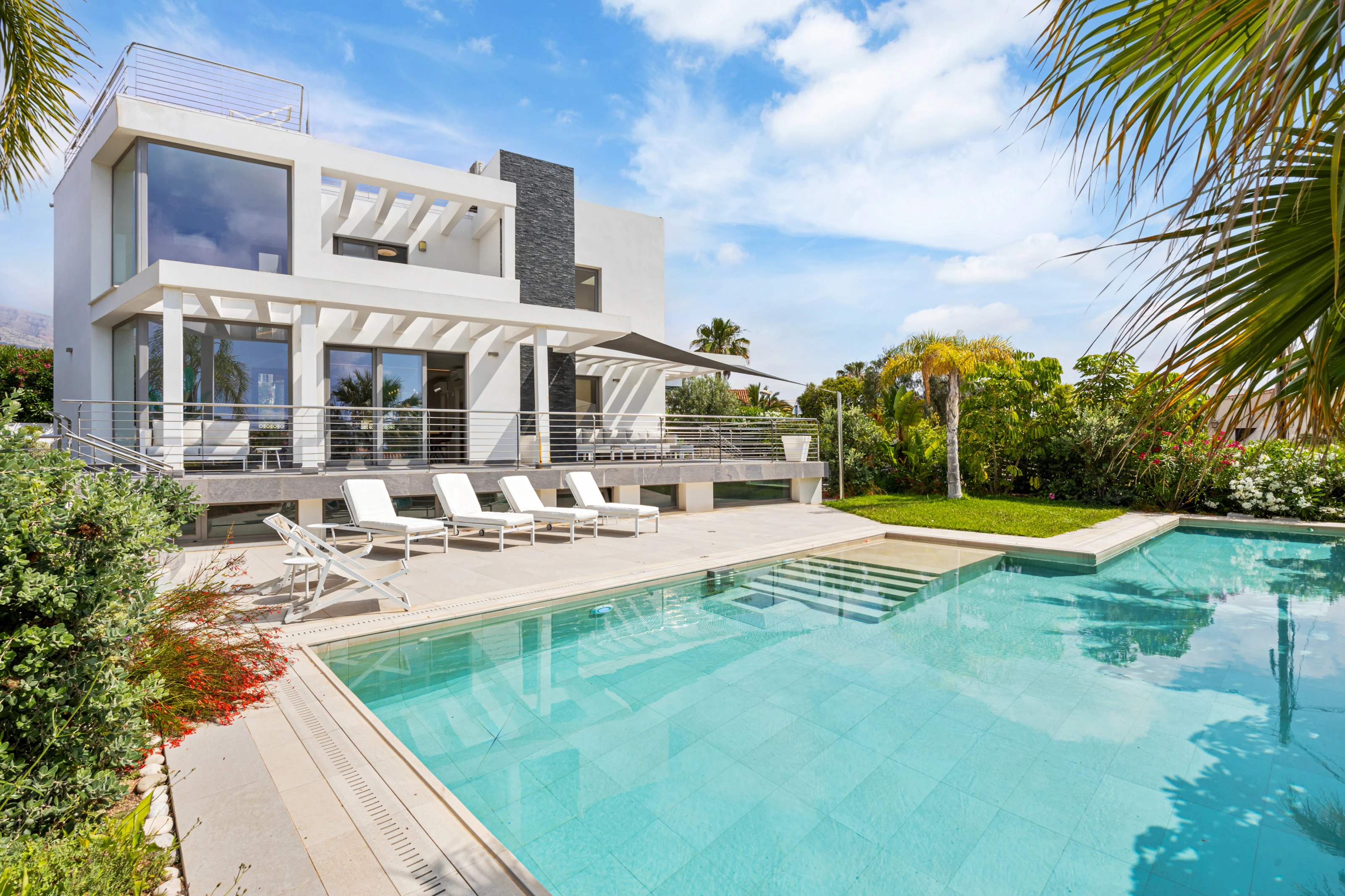 Villa for sale in La Nucia