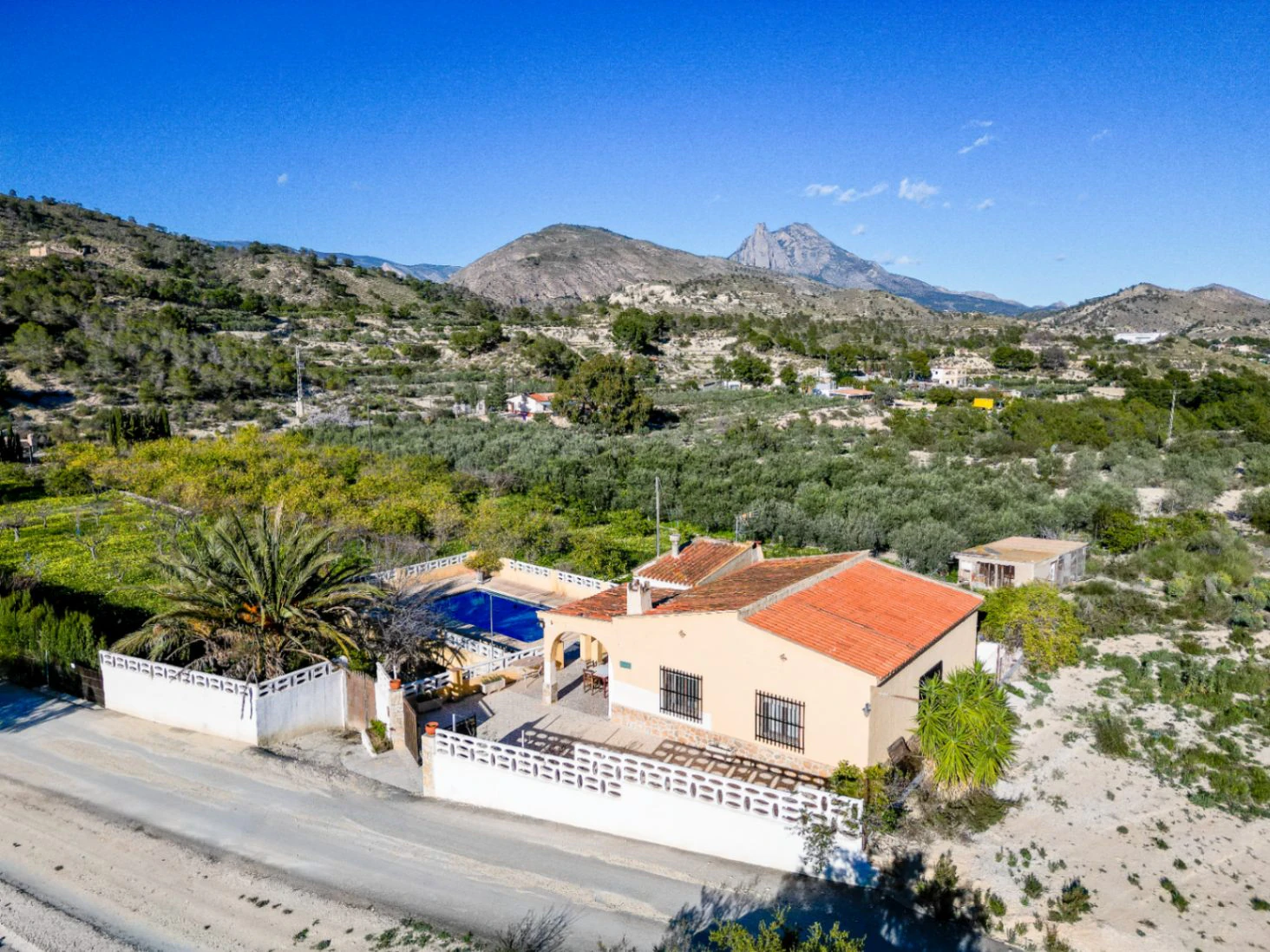 Charmante Finca te koop in Villajoyosa – Plattelandsverblijf met zwembad