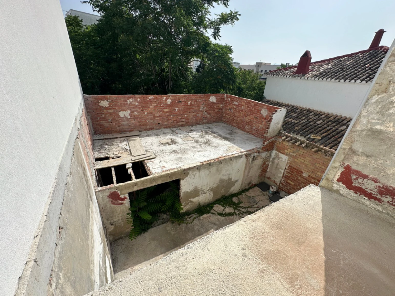 Ruim dorpshuis in het centrum van Teulada – 230 m² met een grote interne patio en meerdere mogelijkheden