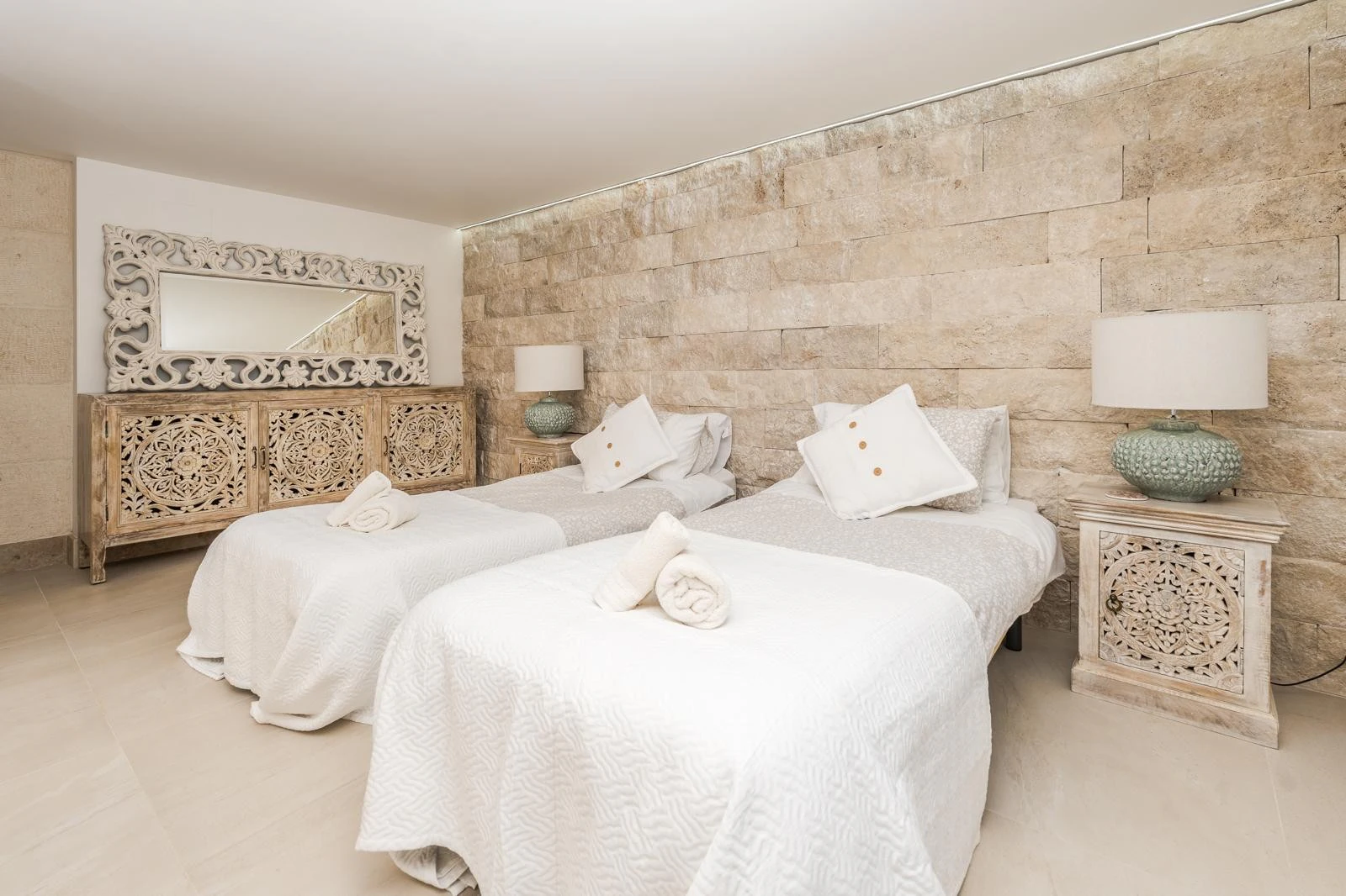 Luxury villa for sale in Jávea with pool, sea views, and independent apartment – Balcón al Mar, Costa Blanca